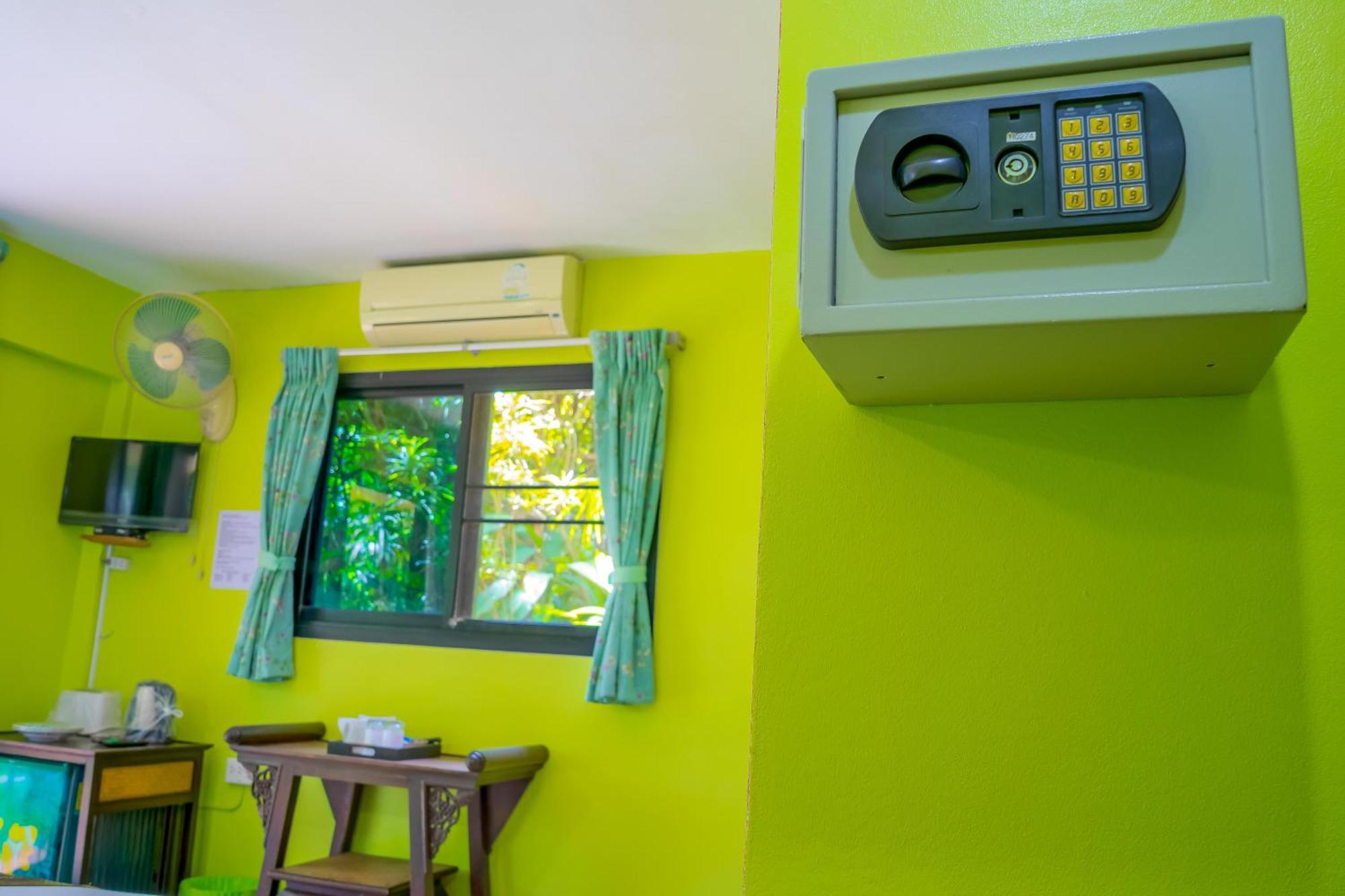 Chez Charly Bungalow Nai Yang Luaran gambar